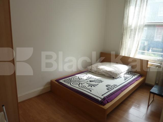 			INCLUSIVE OF BILLS!!, 1 Bedroom, 1 bath, 1 reception Flat			 Goodge Street, TOTTENHAM COURT ROAD 